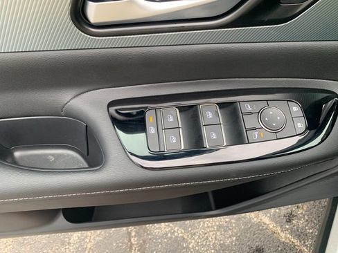 Used 2025 Nissan Murano SL AWD/4WD image 12