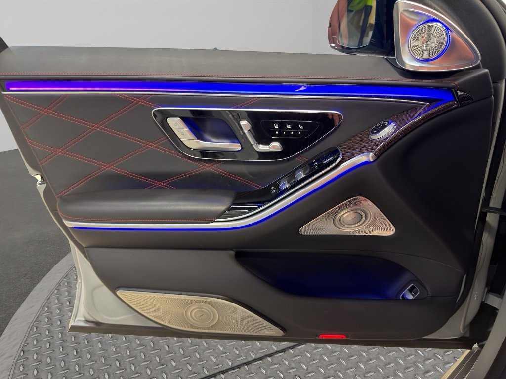 Used 2024 Mercedes-Benz S 63 AMG S w/ Rear Seat Package image 17