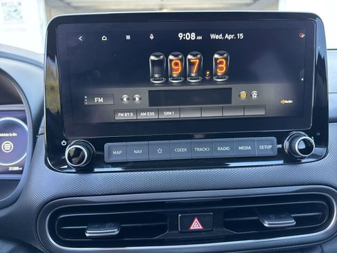 Used 2022 Hyundai Kona Limited AWD/4WD image 33