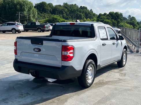 New 2025 Ford Maverick XL w/ Equipment Group 102A AWD/4WD image 3