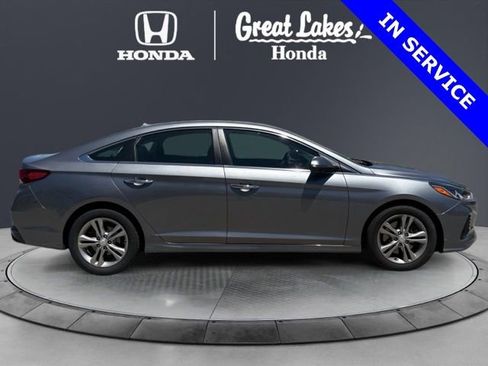Used 2018 Hyundai Sonata SEL w/ Tech Package 02 FWD image 7