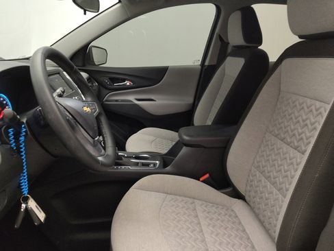 Used 2023 Chevrolet Equinox LT w/ Driver Convenience Package image 17