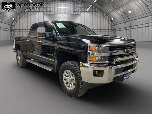 Used 2016 Chevrolet Silverado 2500 LTZ w/ Duramax Plus Package image 3