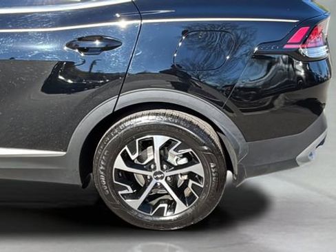 Used 2024 Kia Sportage EX image 34
