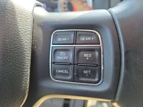 Used 2017 RAM 1500 Big Horn RWD image 21