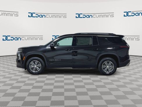New 2026 Chevrolet Traverse LT w/ Driver Confidence Package AWD/4WD image 5