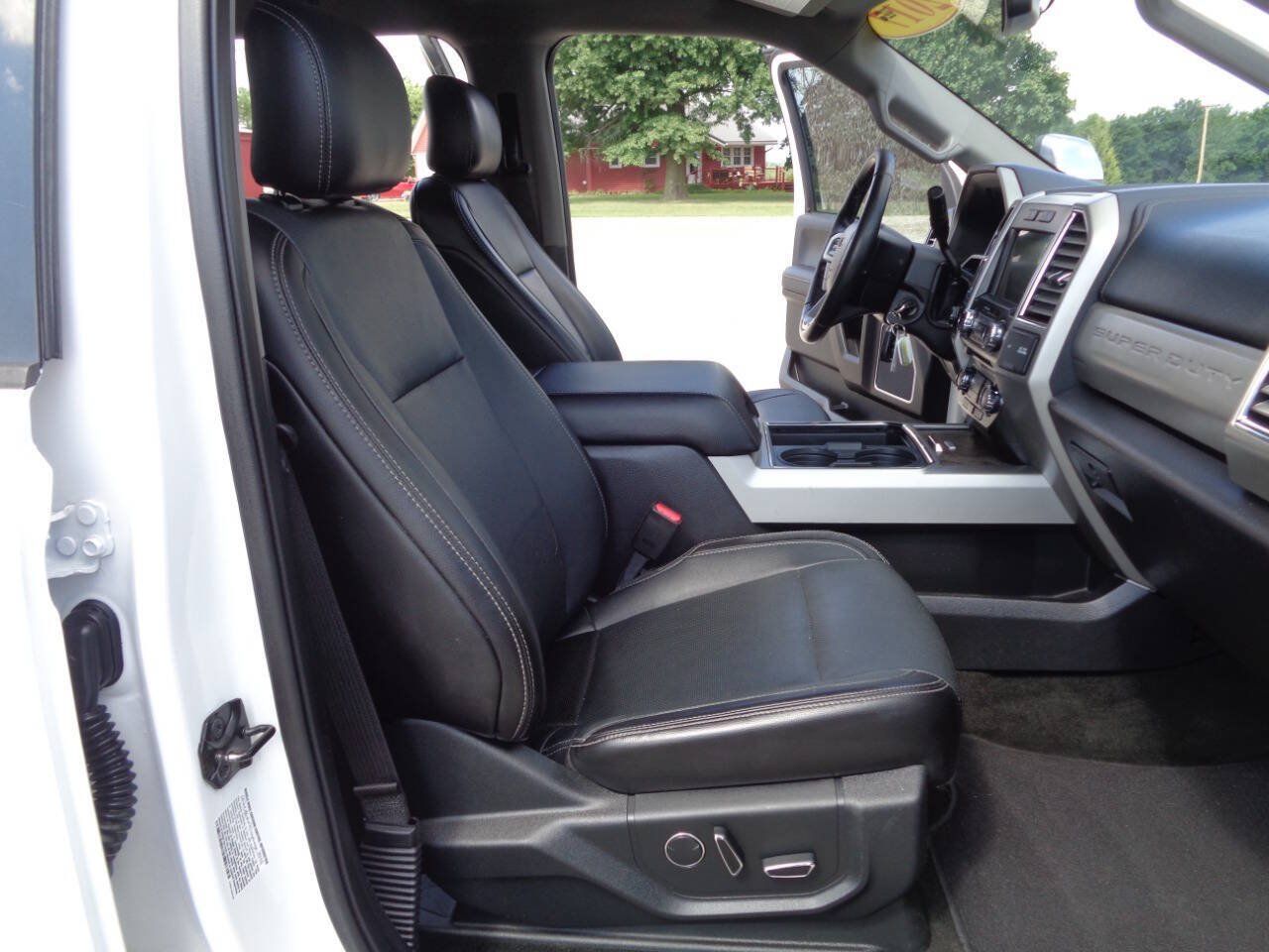 Used 2017 Ford F350 Lariat w/ Chrome Package AWD/4WD image 52