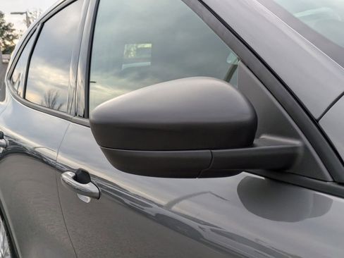 New 2026 Ford Escape Active image 12