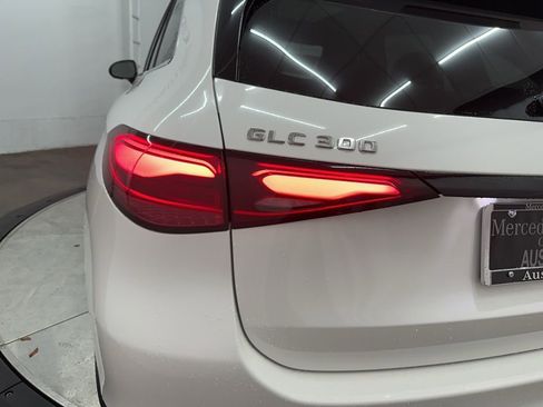 New 2026 Mercedes-Benz GLC 300 4MATIC image 30