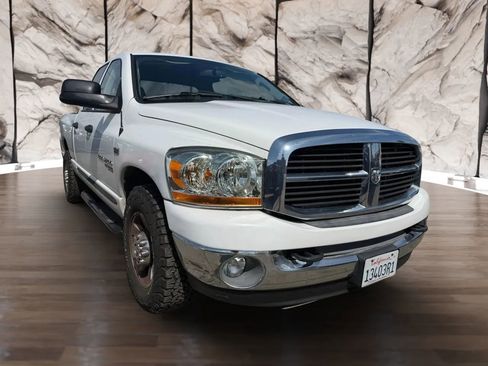 Used 2006 Dodge Ram 2500 Truck SLT w/ Quad Cab Big Horn Value Group image 3