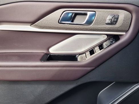 New 2026 Ford Explorer Platinum image 23