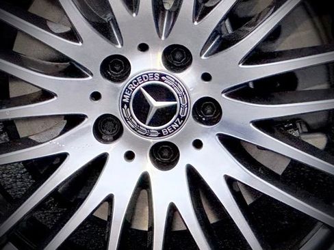 New 2026 Mercedes-Benz GLC 300 4MATIC image 14