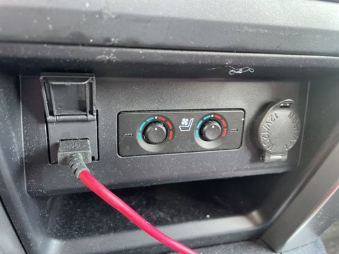 Used 2024 Toyota 4Runner Limited image 15