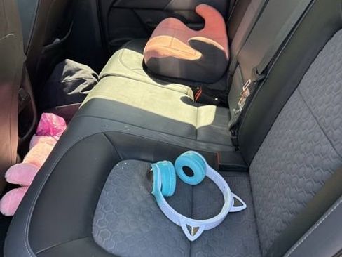 Used 2015 Chevrolet Colorado Z71 image 7