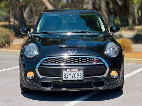 Used 2019 MINI Cooper S FWD image 3