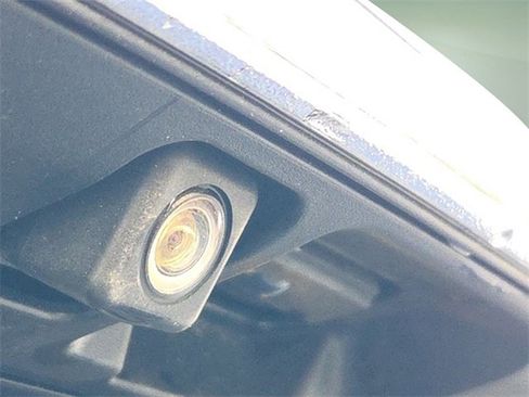 Used 2021 GMC Terrain SLE w/ Driver Convenience Package image 19