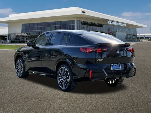 New 2026 BMW X2 xDrive28i image 8