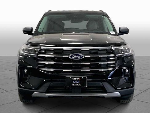 New 2026 Ford Explorer Active w/ Active Comfort Package image 3