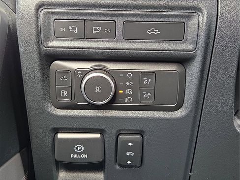 Certified 2021 Ford F150 Lariat AWD/4WD image 21