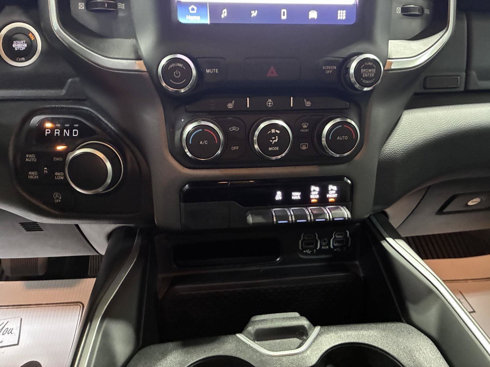 Used 2022 RAM 1500 Big Horn AWD/4WD image 33
