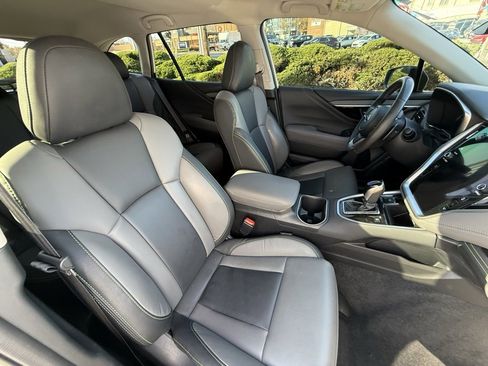 Used 2021 Subaru Outback Onyx Edition XT image 41