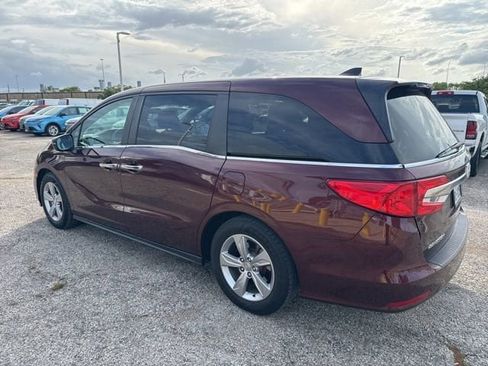 Used 2019 Honda Odyssey EX image 3