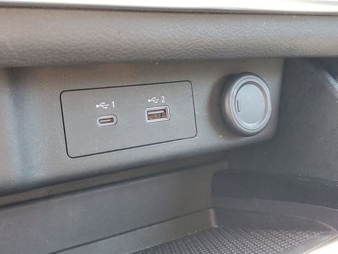Used 2021 Nissan Rogue S AWD/4WD image 30