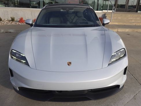 Used 2025 Porsche Taycan RWD image 10