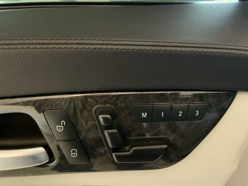 Used 2014 Mercedes-Benz CLS 550 4MATIC image 12