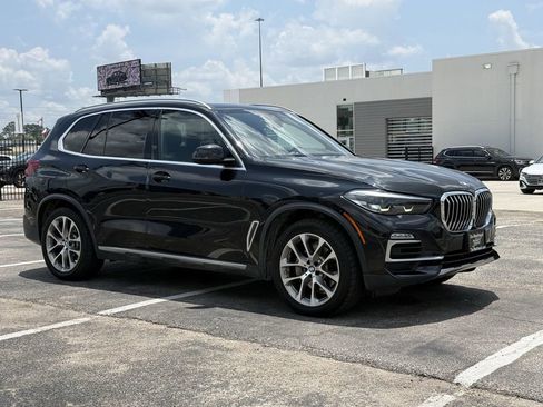 Used 2019 BMW X5 xDrive40i w/ Convenience Package AWD/4WD image 3