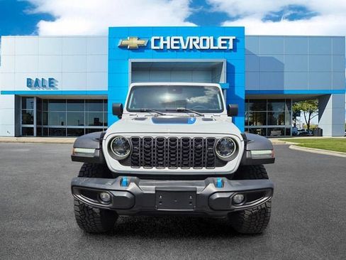 Used 2024 Jeep Wrangler Unlimited Rubicon 4xe AWD/4WD image 8