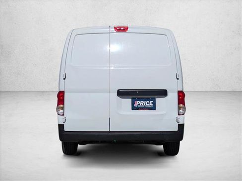 Used 2014 Nissan NV200 S image 7