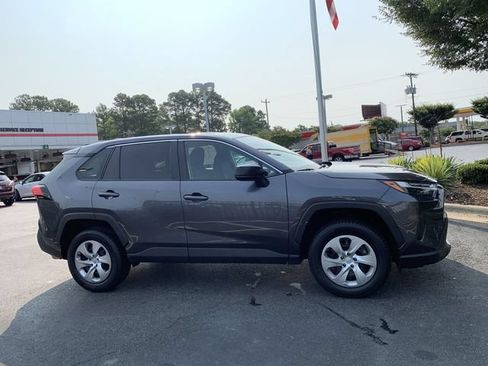 Certified 2023 Toyota RAV4 LE FWD image 9