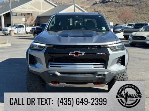 Used 2024 Chevrolet Colorado ZR2 w/ Technology Package image 8