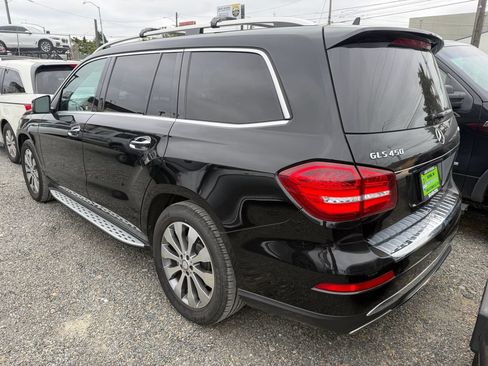 Used 2017 Mercedes-Benz GLS 450 4MATIC image 2