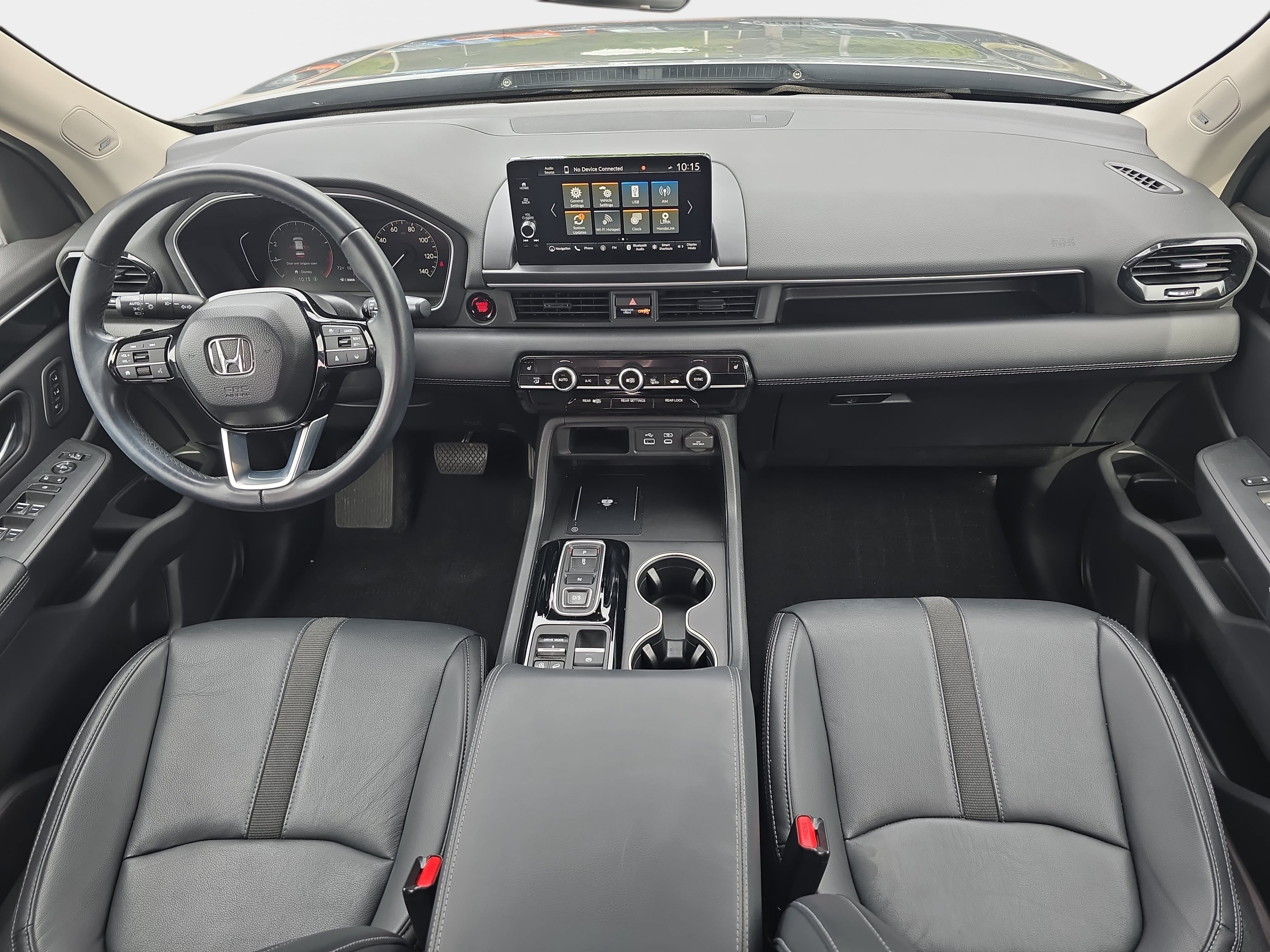 Used 2024 Honda Pilot Touring image 9