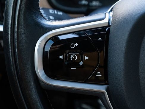 Used 2020 Volvo V90 T6 Inscription image 17