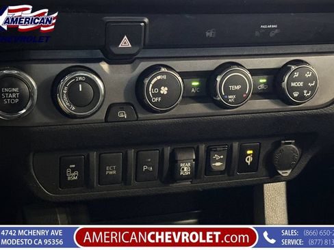 Used 2019 Toyota Tacoma TRD Off-Road AWD/4WD image 28