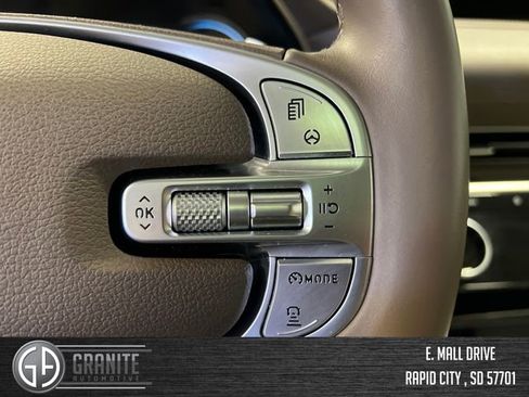 Used 2021 Genesis GV80 3.5T w/ Advanced Package 06 image 32