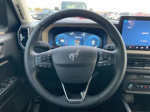 Used 2025 Ford Bronco Sport Big Bend w/ Convenience Package image 19