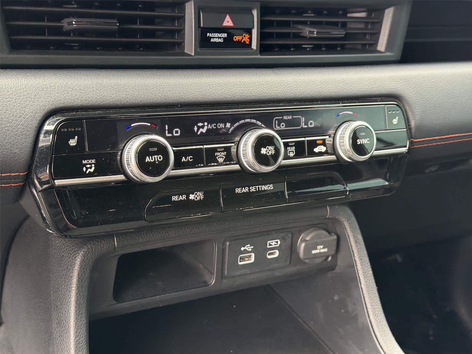 Used 2024 Honda Pilot Sport image 35