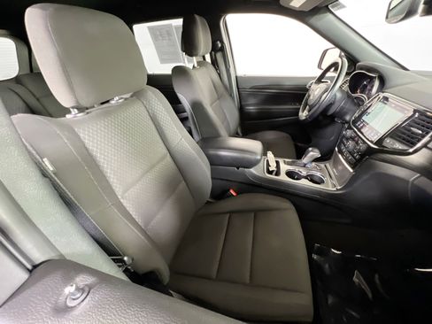 Used 2022 Jeep Grand Cherokee Laredo E image 26