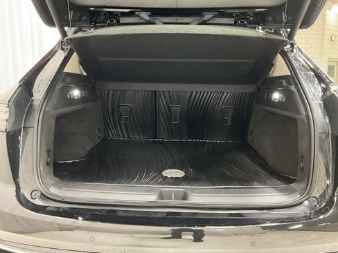 Used 2023 Buick Envision Avenir AWD/4WD image 26