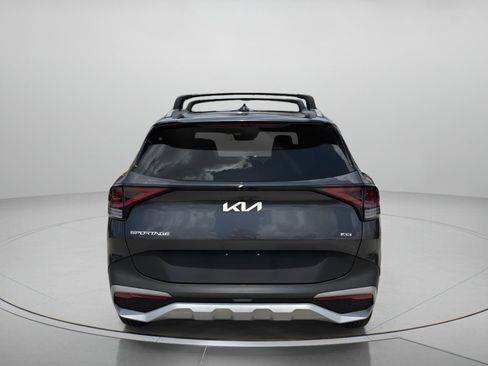 Used 2024 Kia Sportage EX AWD/4WD image 4