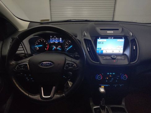 Used 2017 Ford Escape SE w/ Equipment Group 201A FWD image 22
