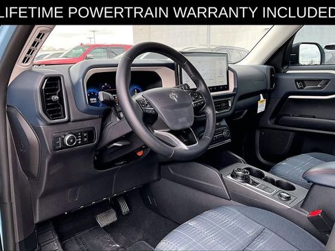 Used 2025 Ford Bronco Sport Heritage w/ Convenience Package image 17