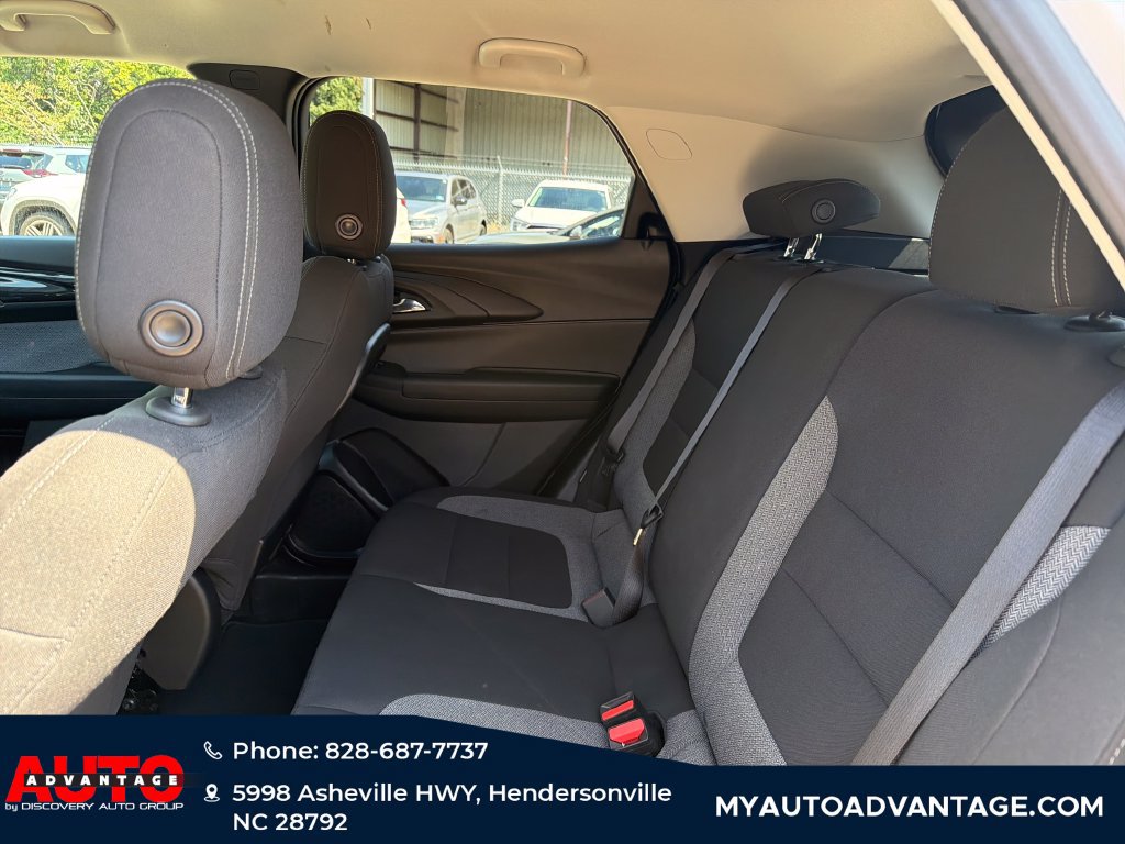 Used 2025 Chevrolet TrailBlazer LT FWD image 31
