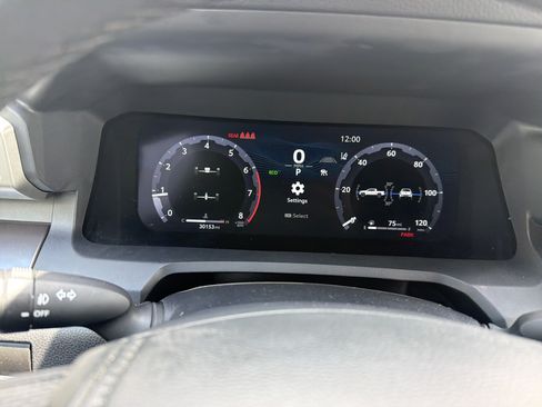 Used 2024 Toyota Tacoma TRD Off-Road AWD/4WD image 21