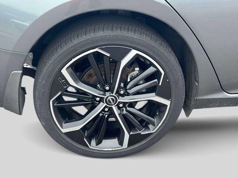 Certified 2023 Nissan Altima 2.5 SR AWD/4WD image 11