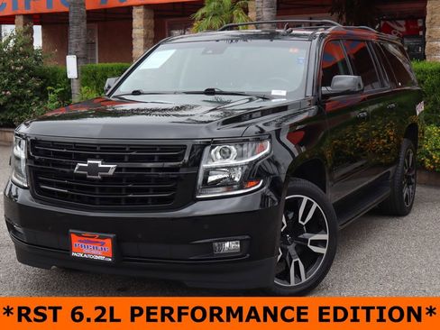 Used 2019 Chevrolet Suburban Premier RWD image 4
